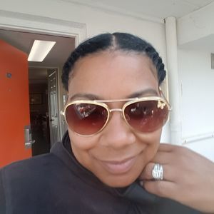 Meet your Posher, Lynette